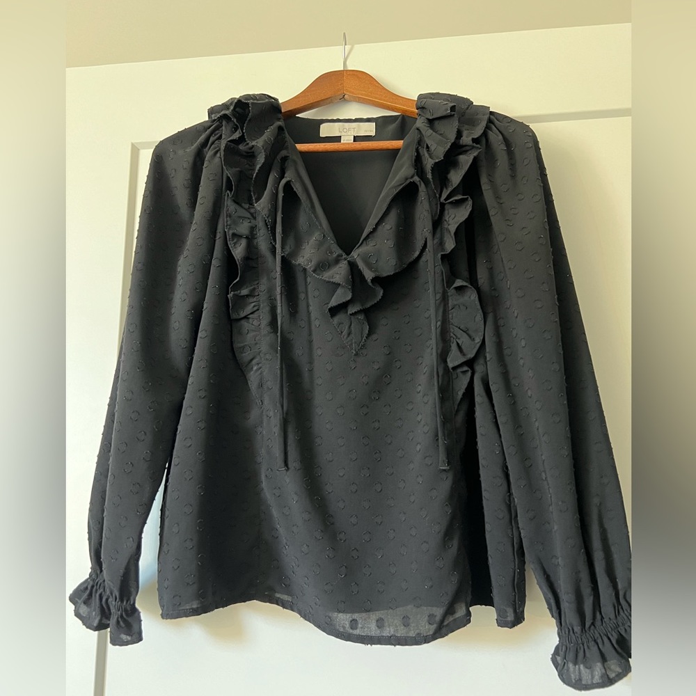 🖤Loft Ruffled Top (Size SP) - Picture 2 of 12